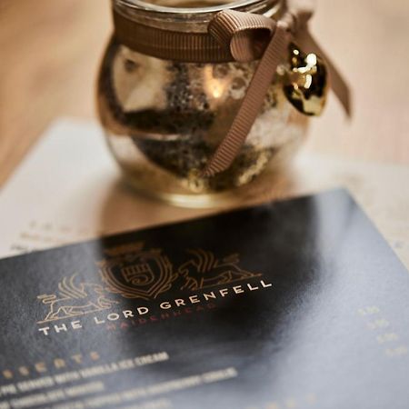 The Lord Grenfell Bed & Breakfast Maidenhead Ngoại thất bức ảnh Menu