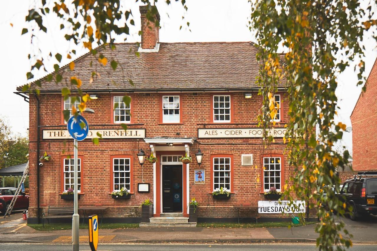 The Lord Grenfell Bed & Breakfast Maidenhead Ngoại thất bức ảnh The Crown Inn, Great Glen